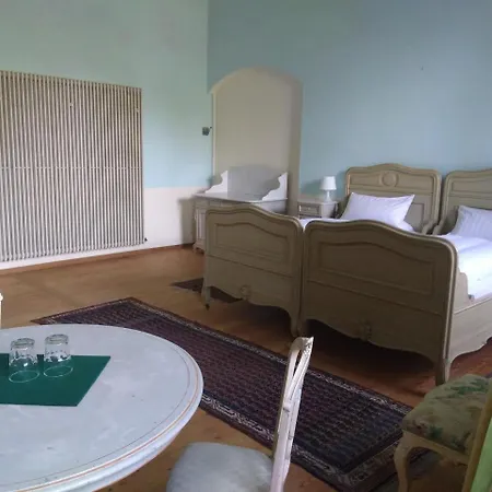 Ferienzimmer Im Schloss
