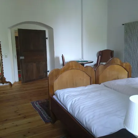 Ferienzimmer Im Schloss Pensionat